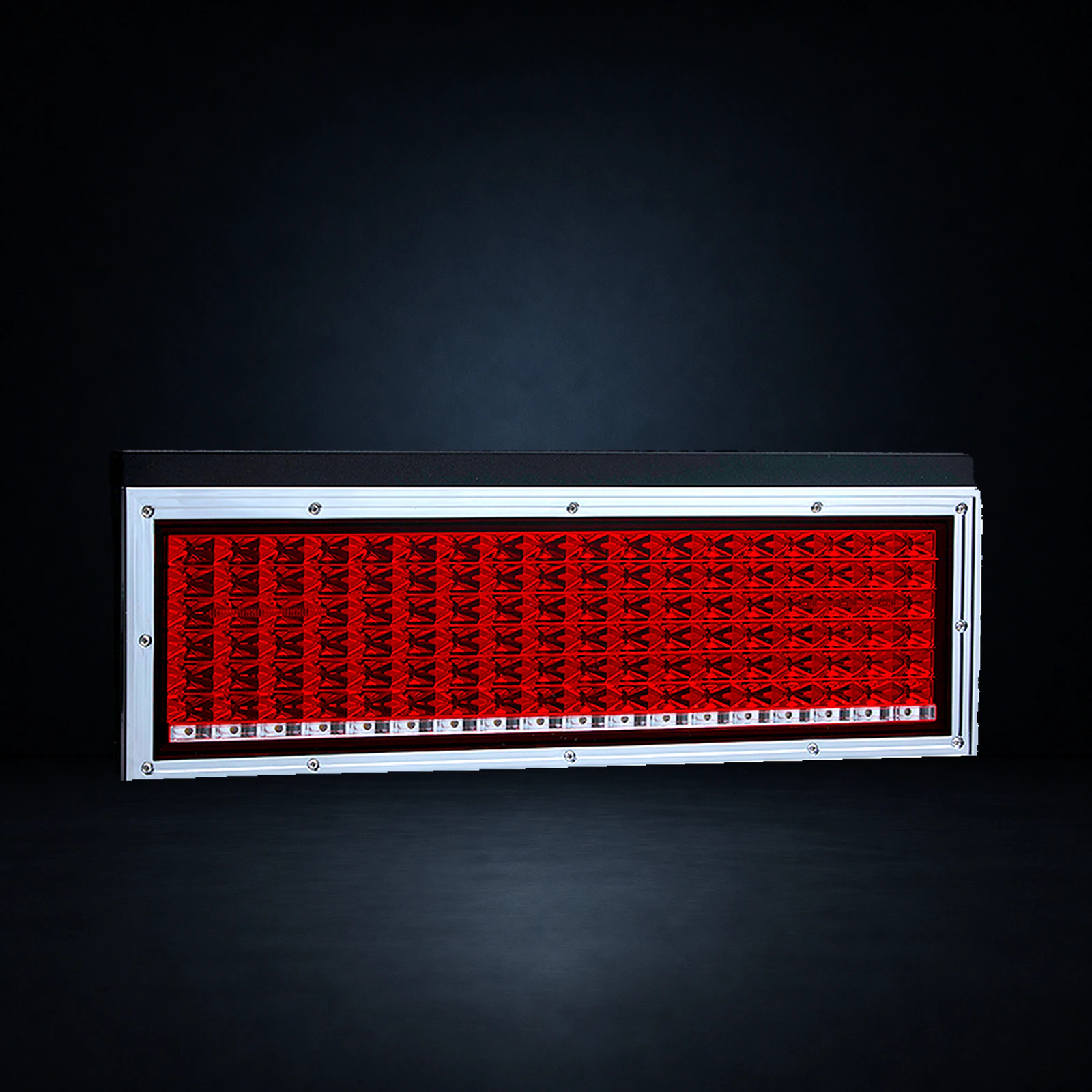OIRAN ARASHI LED tail lamp for Japanese trucks — large-format rear combination light