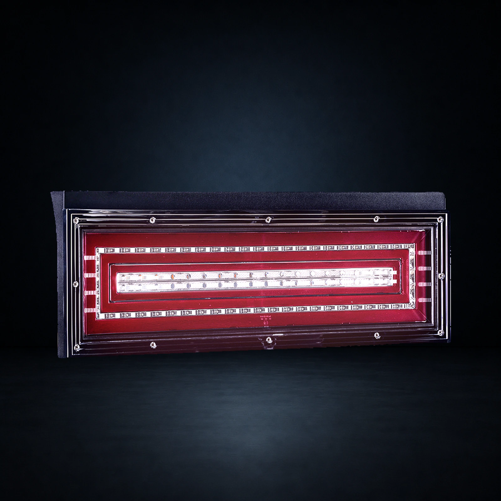 OIRAN KIWAMI full-LED truck tail lamp, black-lens version — 24V sequential taillight